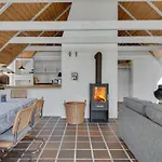 Дом отдыха Two-bedroom In