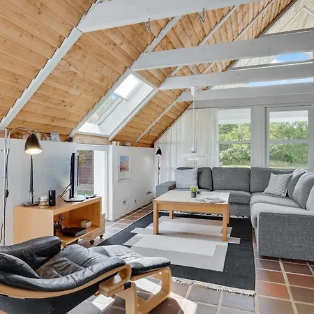 Vakantiehuis Two-bedroom In *