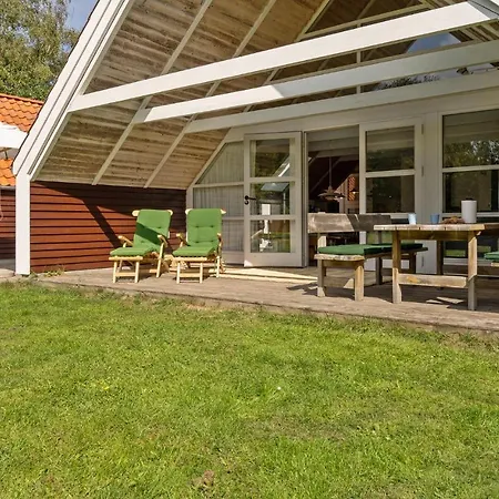 Сasa de vacaciones Two-bedroom In Nordenbro Vesteregn