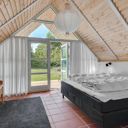 Vakantiehuis Two-bedroom In *